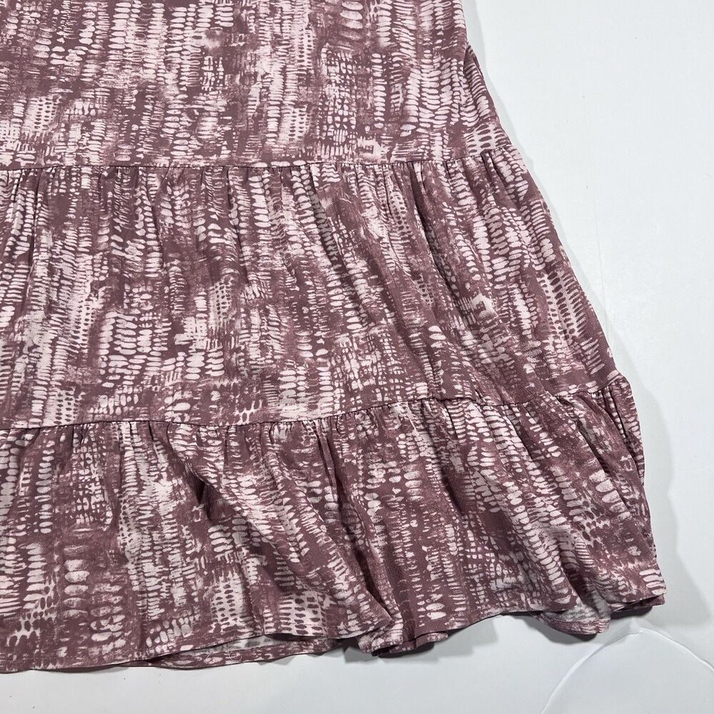 Daytrip By Buckle Sleeveless Tiered Babydoll Tank Top Shirt Women's Large NWT - Picture 3 of 7